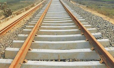  रेलमार्गको निर्माणस्थलमा पहिरो खस्दा १३ जना बेपत्ता