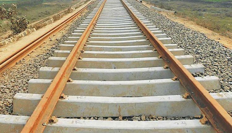  रेलमार्गको निर्माणस्थलमा पहिरो खस्दा १३ जना बेपत्ता