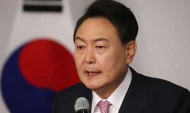 दक्षिण कोरियाको राष्ट्रपति पक्राउ, बयान दिन इन्कार