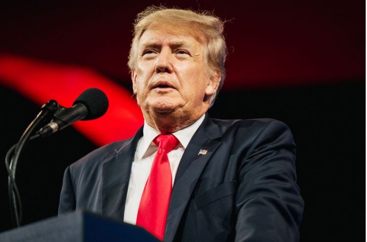 तेस्रो लिङ्गीलाई भर्ना नदिने राष्ट्रपति ट्रम्पको आदेशमा अदालतको रोक