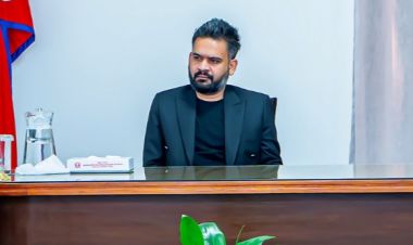 दलीय विद्यार्थी र कर्मचारी सङ्गठनका संरचना हटाउने निर्णय कार्यान्वयन गर्न प्रधानमन्त्रीको निर्देशन